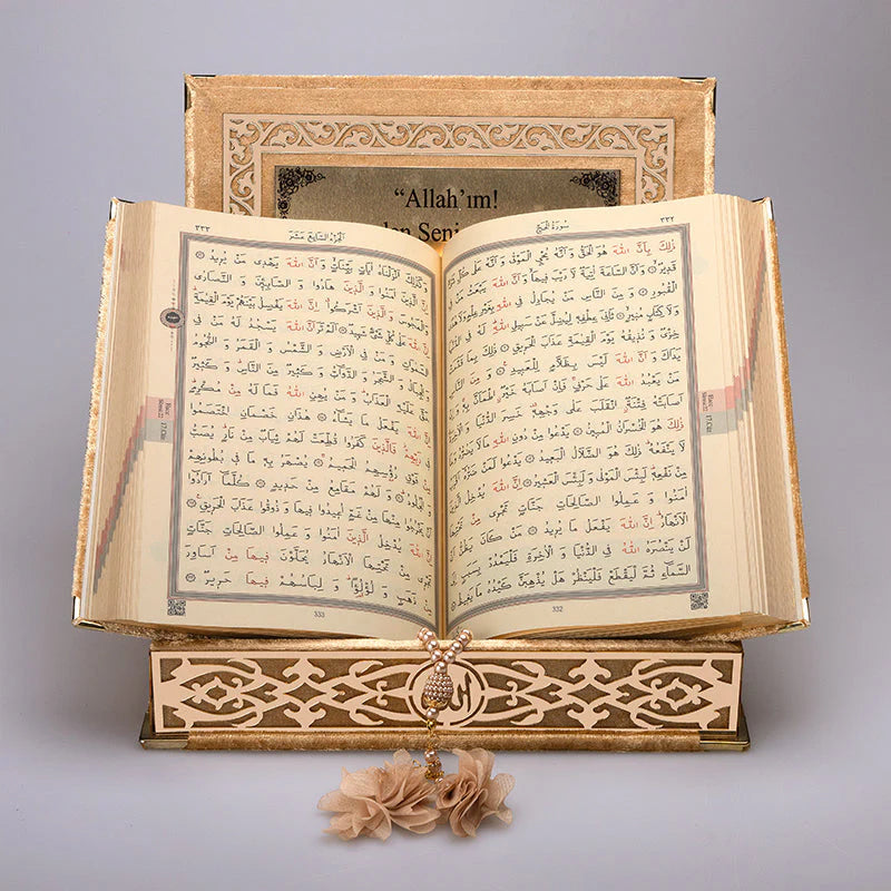 Kadife Kutulu Kur'an (Tesbih Hediyeli) - Gold
